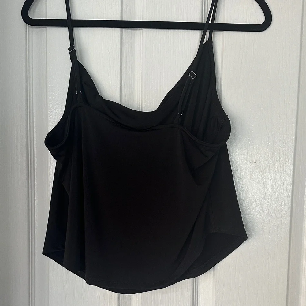 2 Wild Fable Camisoles (Mauve and Black) - Picture 9 of 10